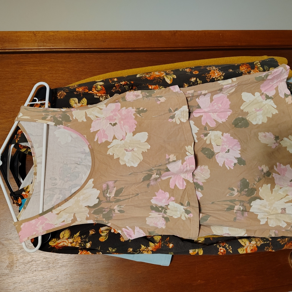 Latched Mama Floral Tank Top - Pink and Cream